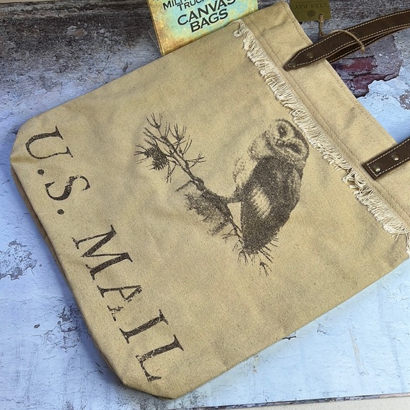 Clea Ray US Mail Owl Graphic Repurposed Canvas Tote Book Bag Leather Straps - Picture 2 of 11